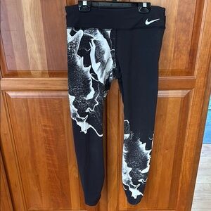 Nike Rare Black and White Leggings